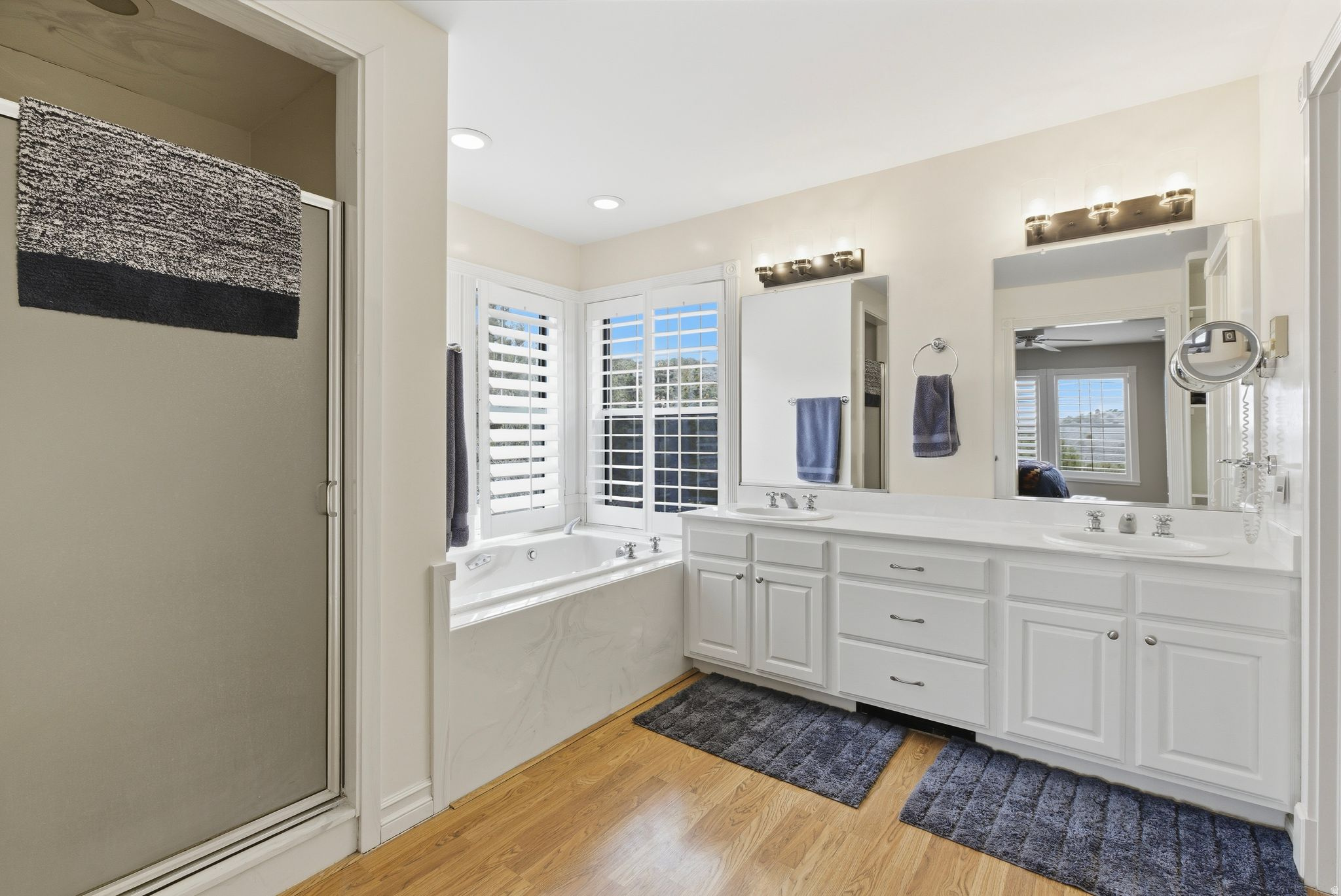 KATHIES ACRES - Residential