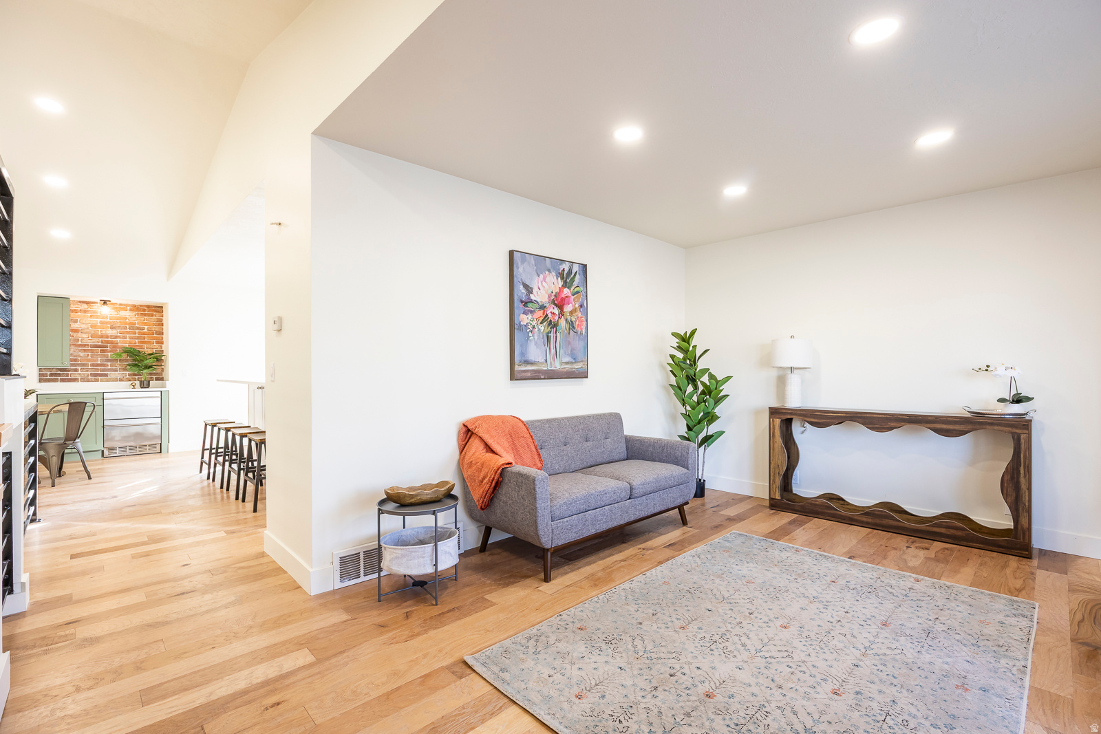 WILLOW BAY - Residential