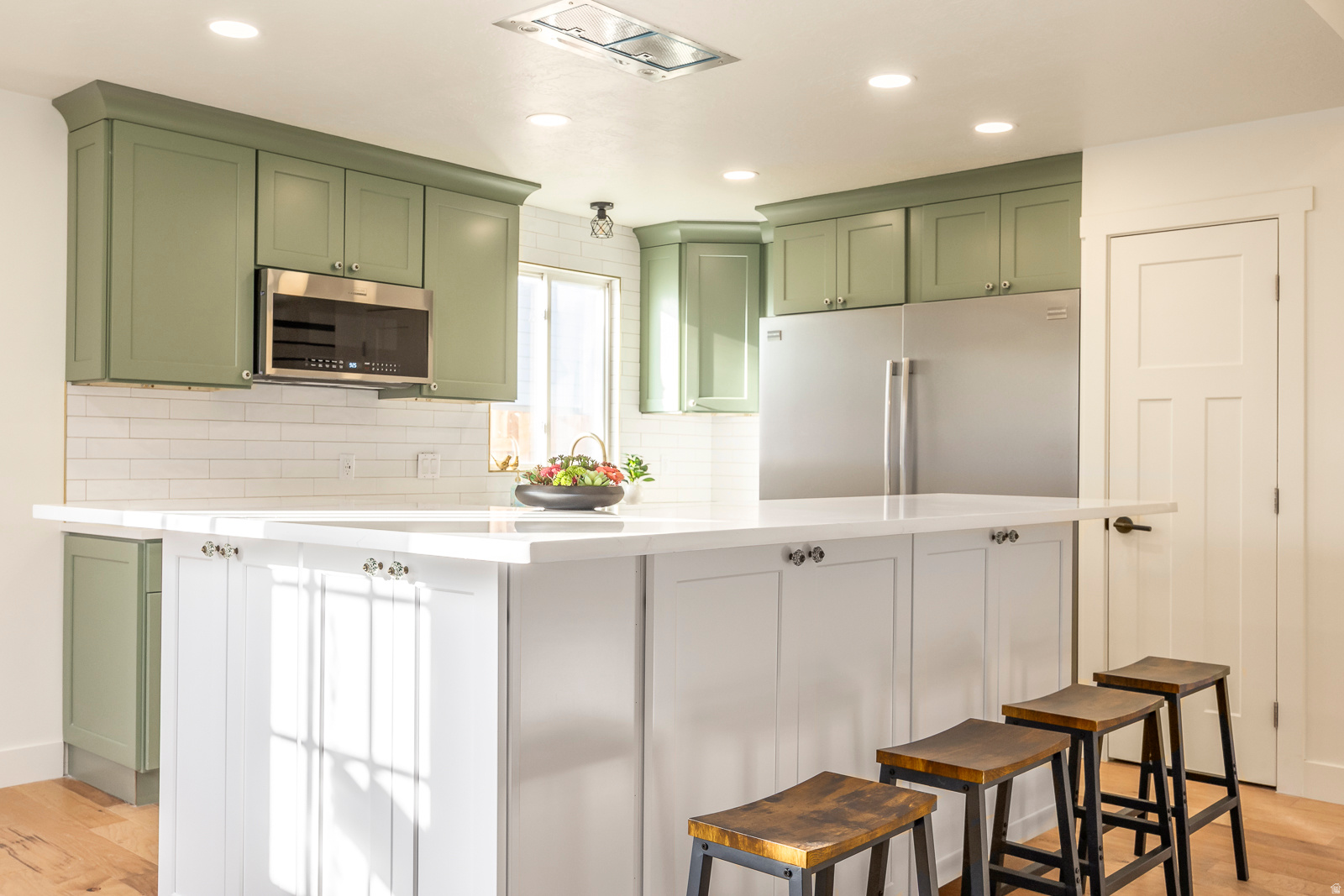 WILLOW BAY - Residential