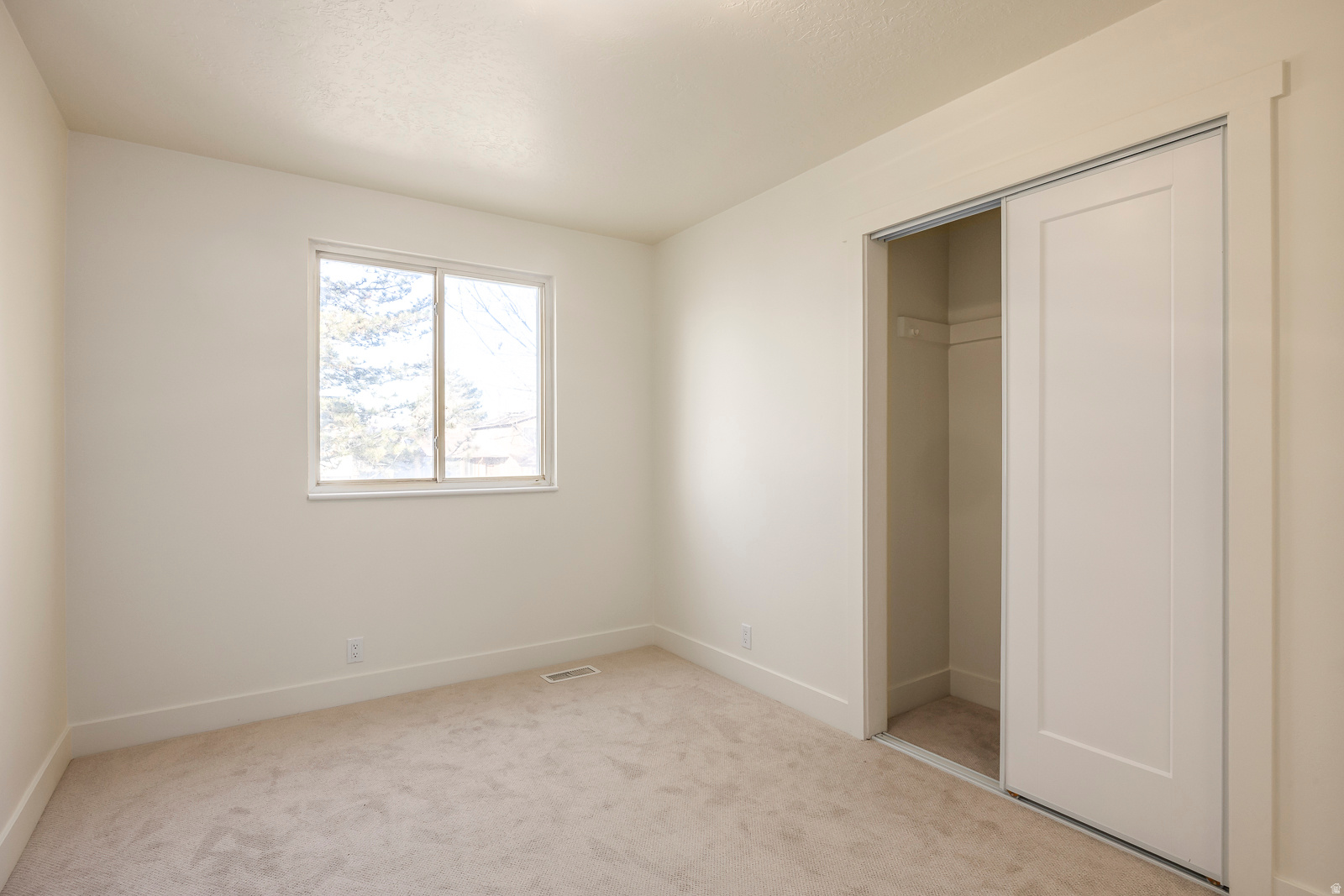 WILLOW BAY - Residential