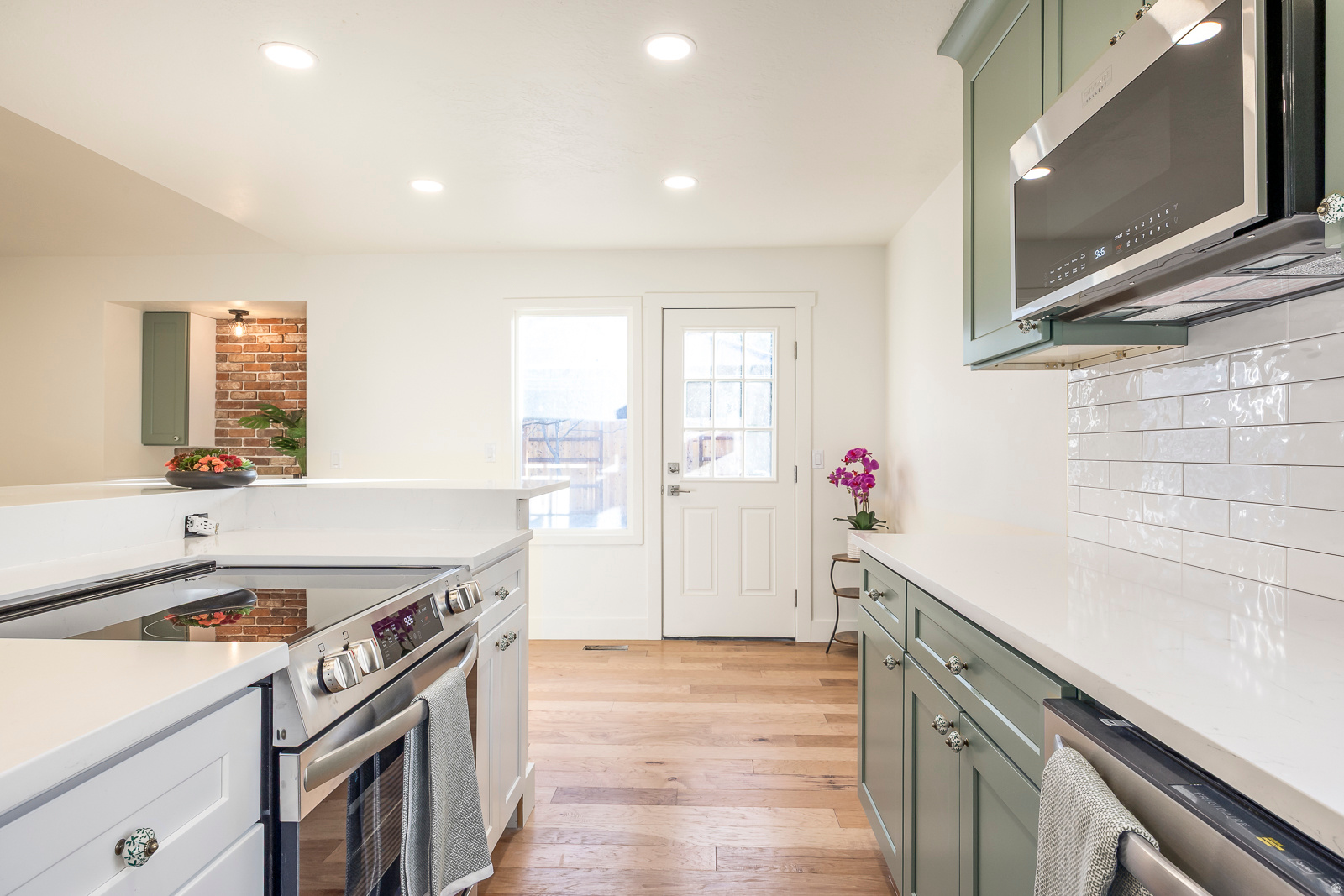 WILLOW BAY - Residential