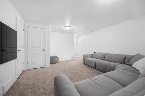 Tiny photo for 645 S PLUM CREEK LN, Ogden, UT 84404 (MLS # 2124353)