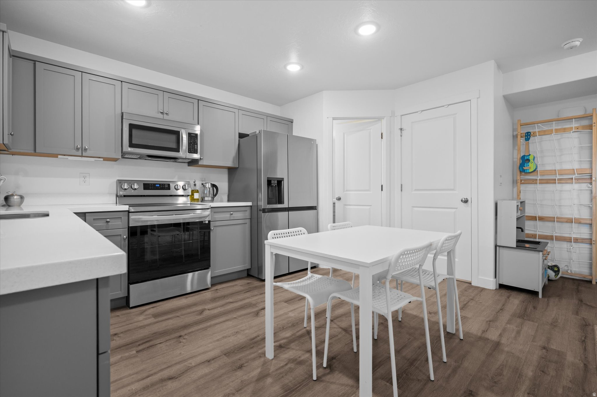 PLUM CREEK - Residential