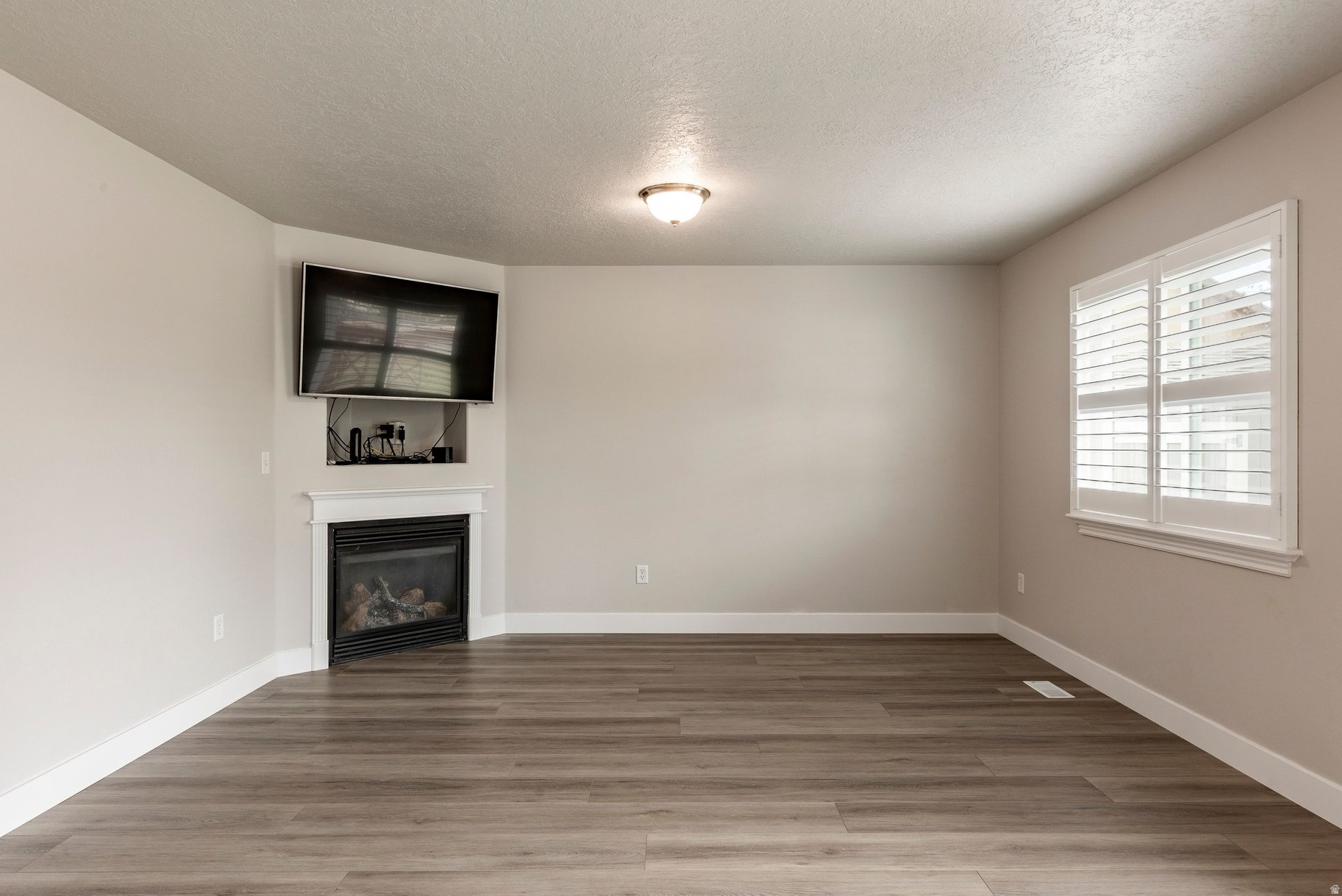 TUSCANY - Residential