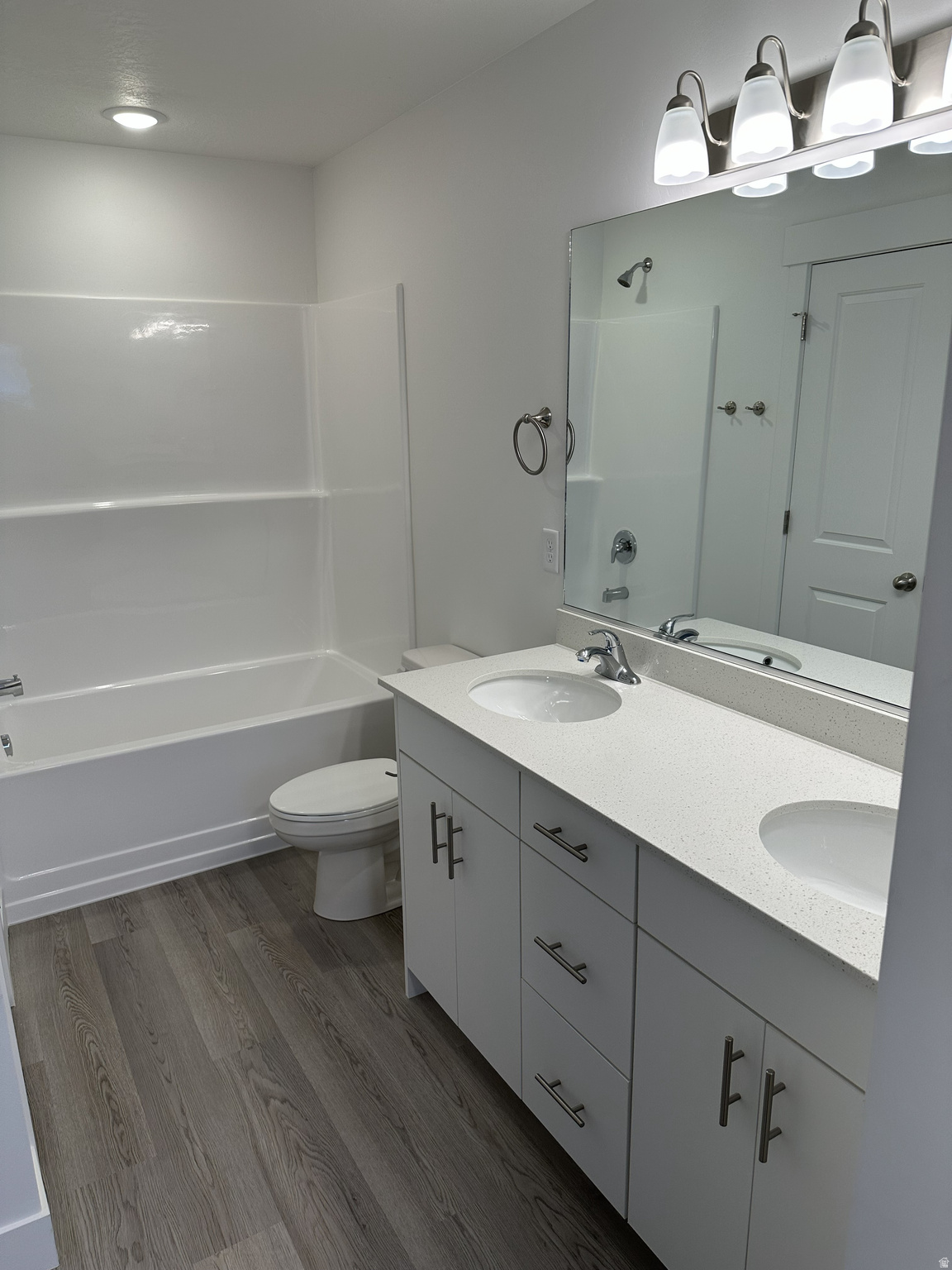 ARCHIBALD ESTATES - Residential