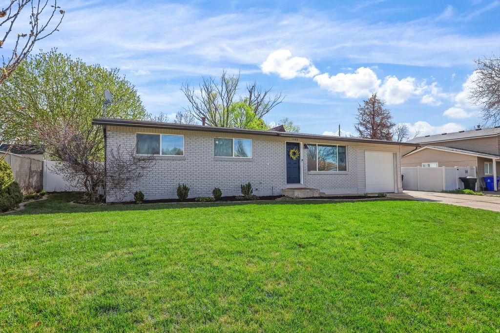 Photo of 1543 S MARILYN DR W, Syracuse, UT 84075 (MLS # 2145880)