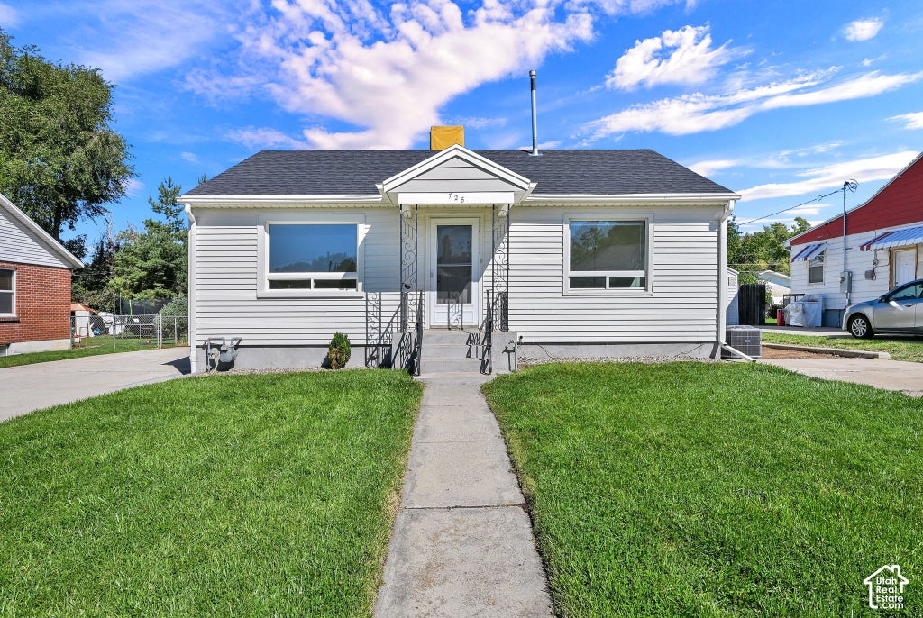 Photo of 728 E MAPLE ST S, South Ogden, UT 84403 (MLS # 2188450)