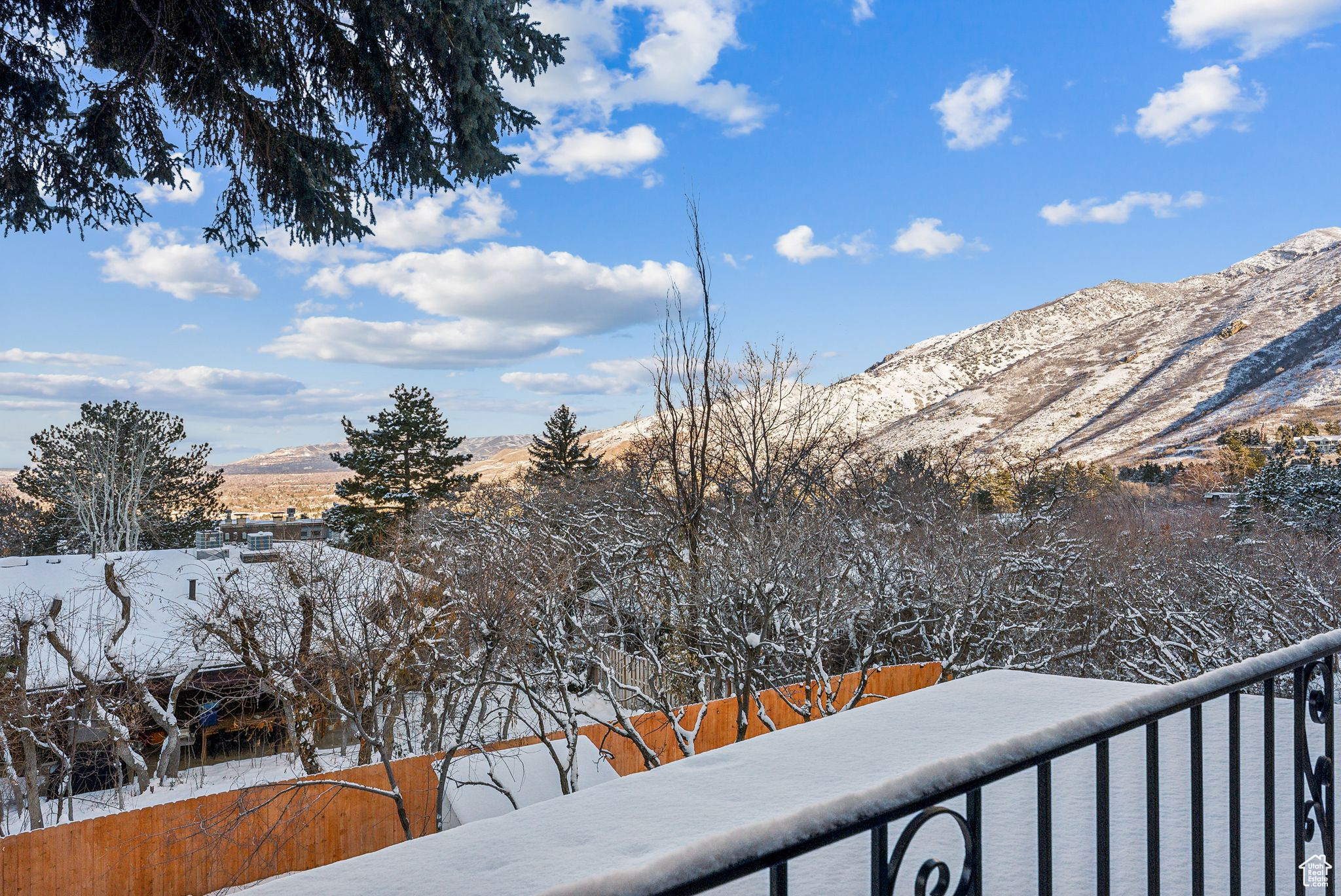 4400 S Covecrest Dr, Salt Lake City, Utah image 2