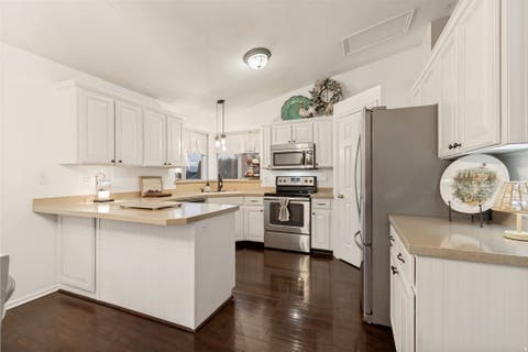 Tiny photo for 5114 W EAGLE WOOD DR, West Valley City, UT 84120 (MLS # 2174395)