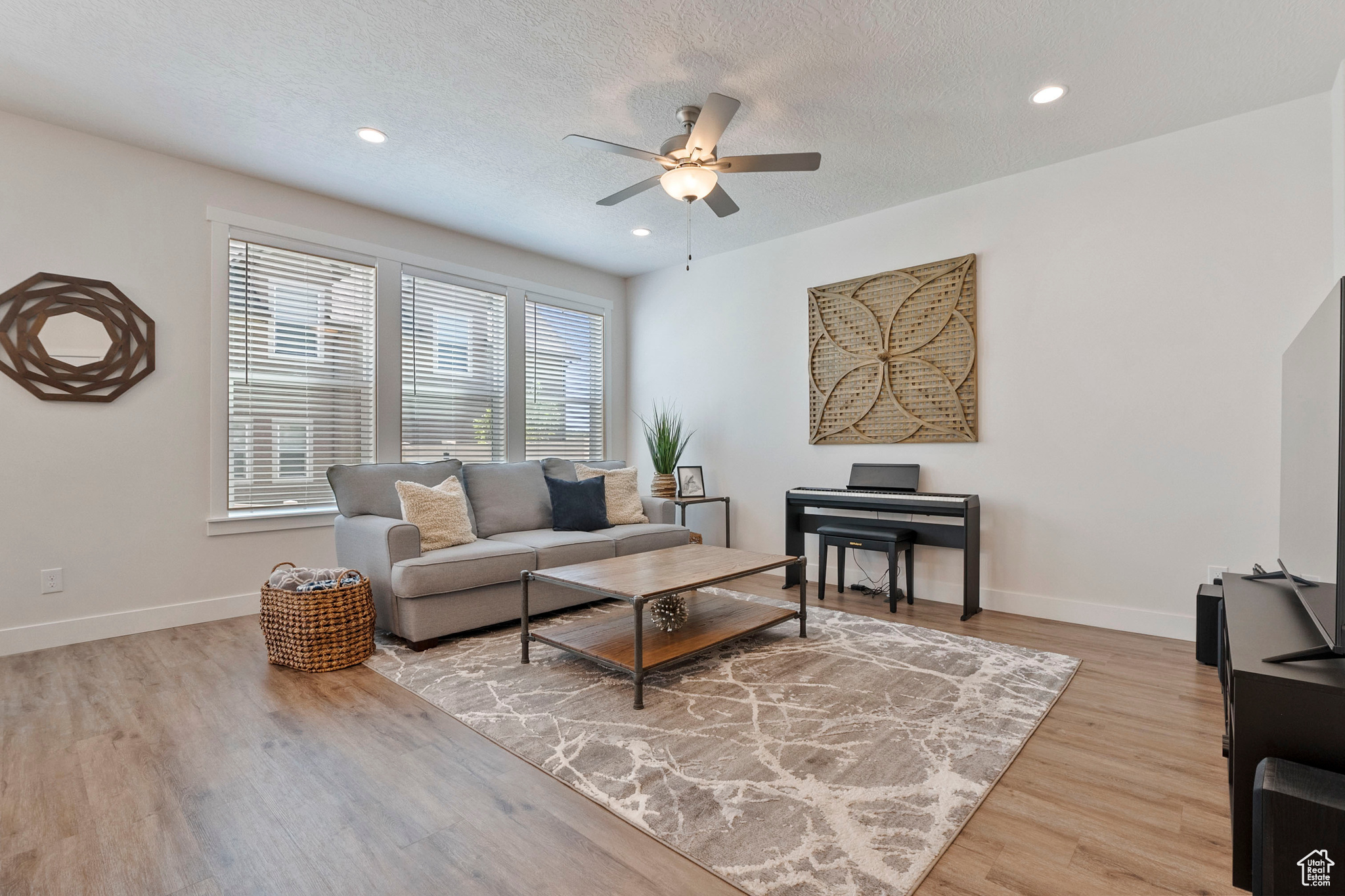 WEYBURN POINTE - Residential