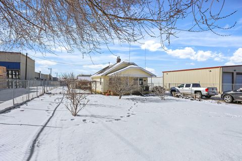 Tiny photo for 2985 PENNSYLVANIA AVE, Ogden, UT 84401 (MLS # 2138446)