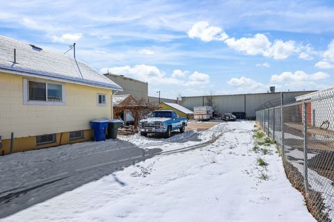 Tiny photo for 2985 PENNSYLVANIA AVE, Ogden, UT 84401 (MLS # 2138446)