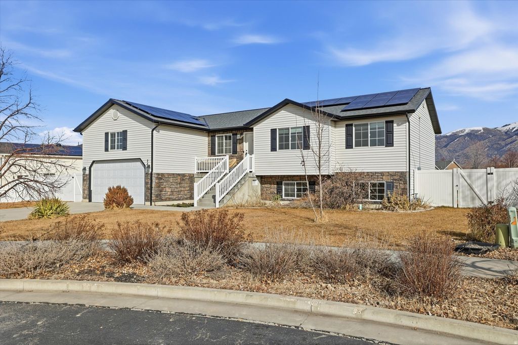 Photo of 2814 S 1100 W, Nibley, UT 84321 (MLS # 2135826)