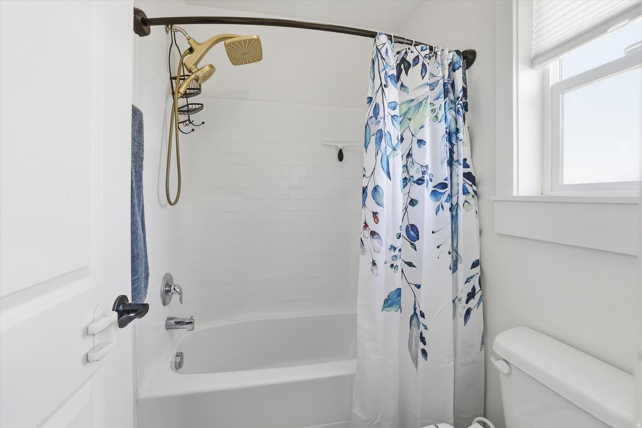 MAPLE VIEW ESTATES - Residential