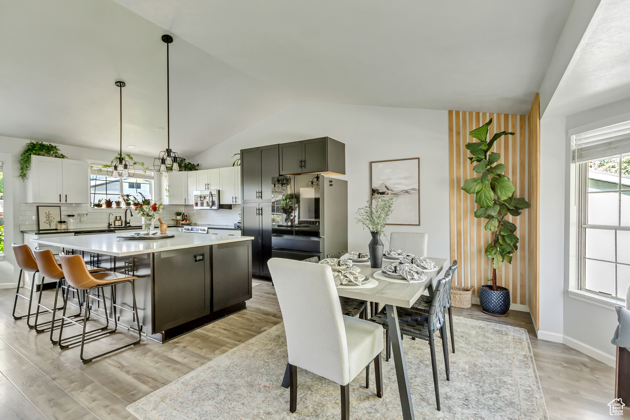 CREEKWOOD - Residential