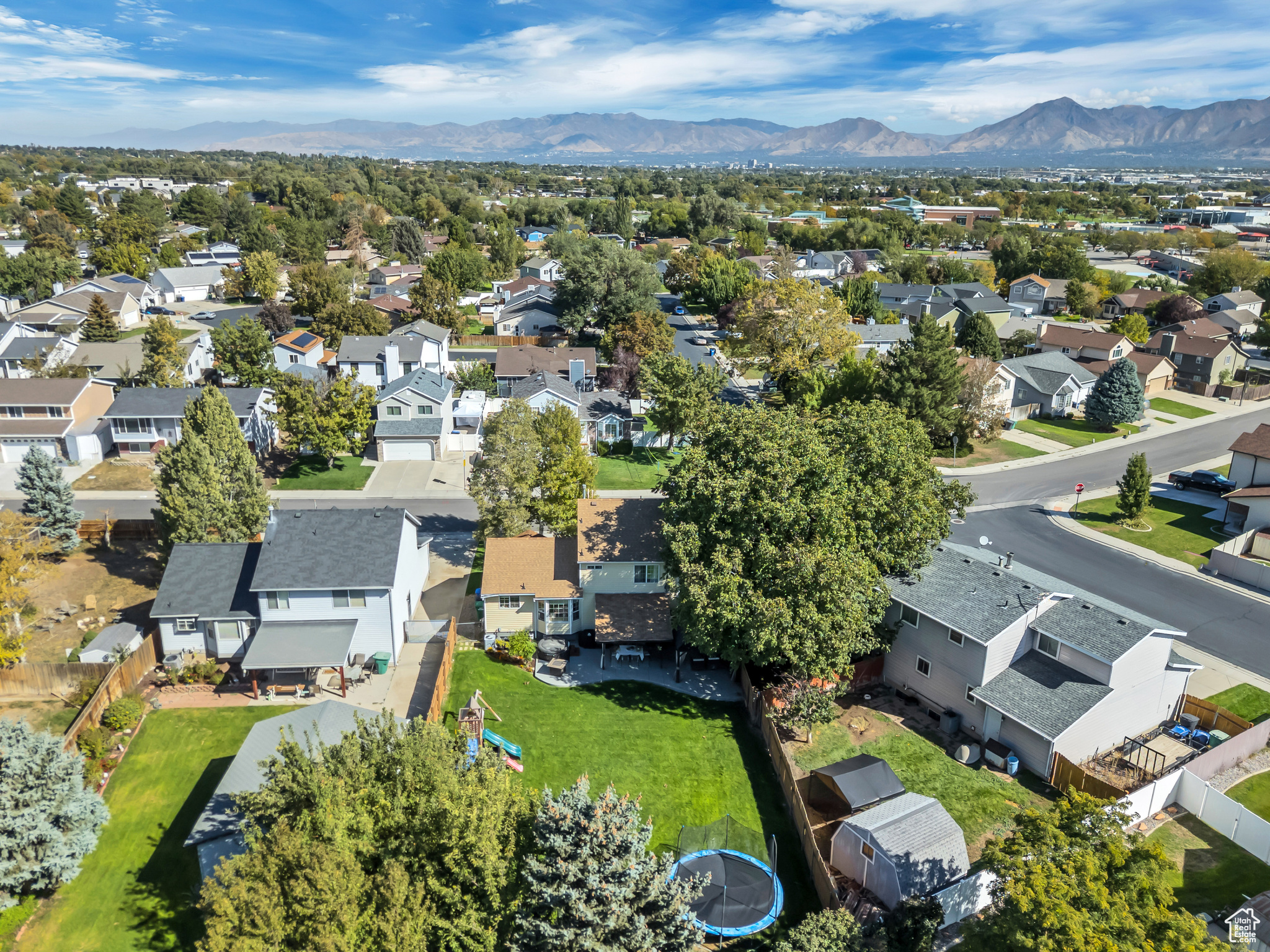 CREEKWOOD - Residential
