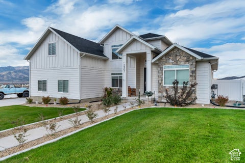 Photo of 2907 E DREYDEN LN, Eagle Mountain, UT 84005 (MLS # 2187449)