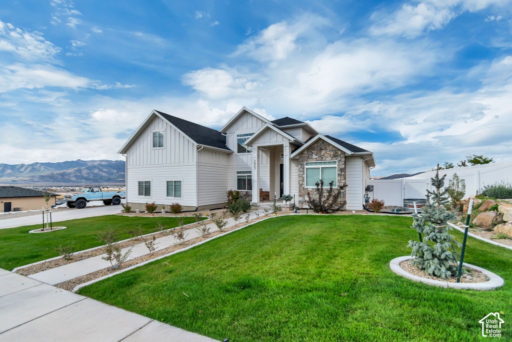 Photo of 2907 E DREYDEN LN, Eagle Mountain, UT 84005 (MLS # 2187449)