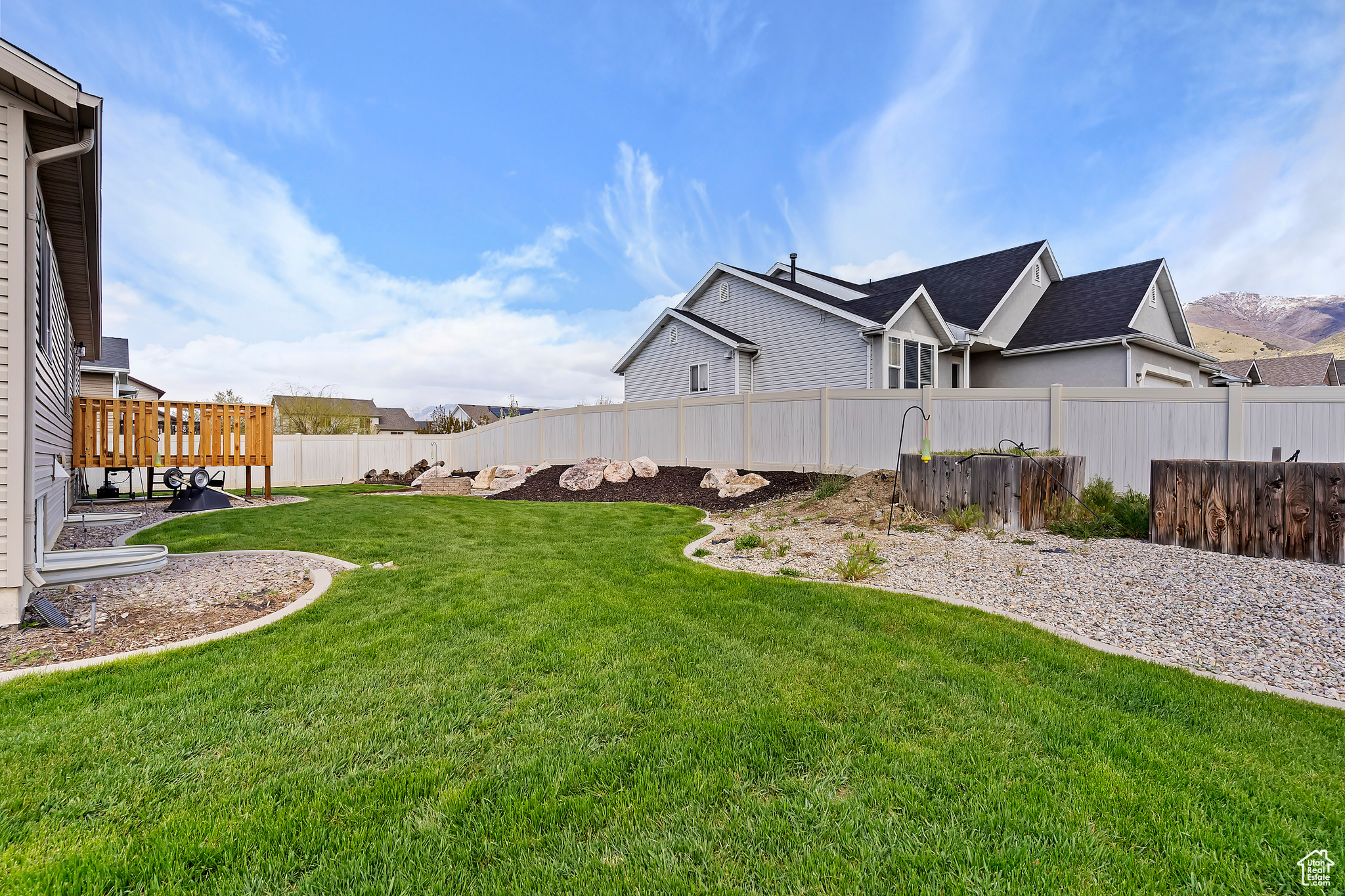 CHERRY RIDGE - Residential