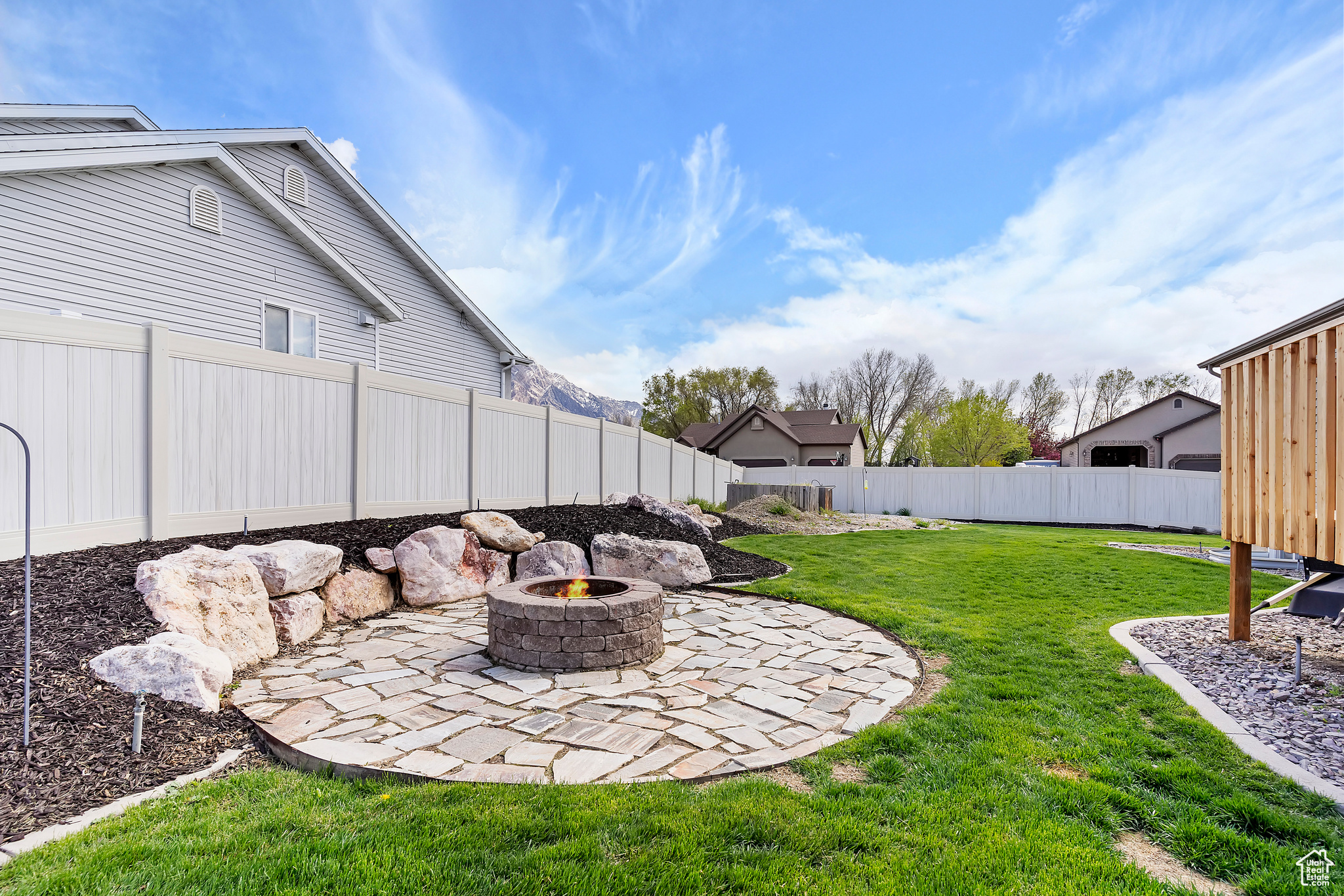 CHERRY RIDGE - Residential