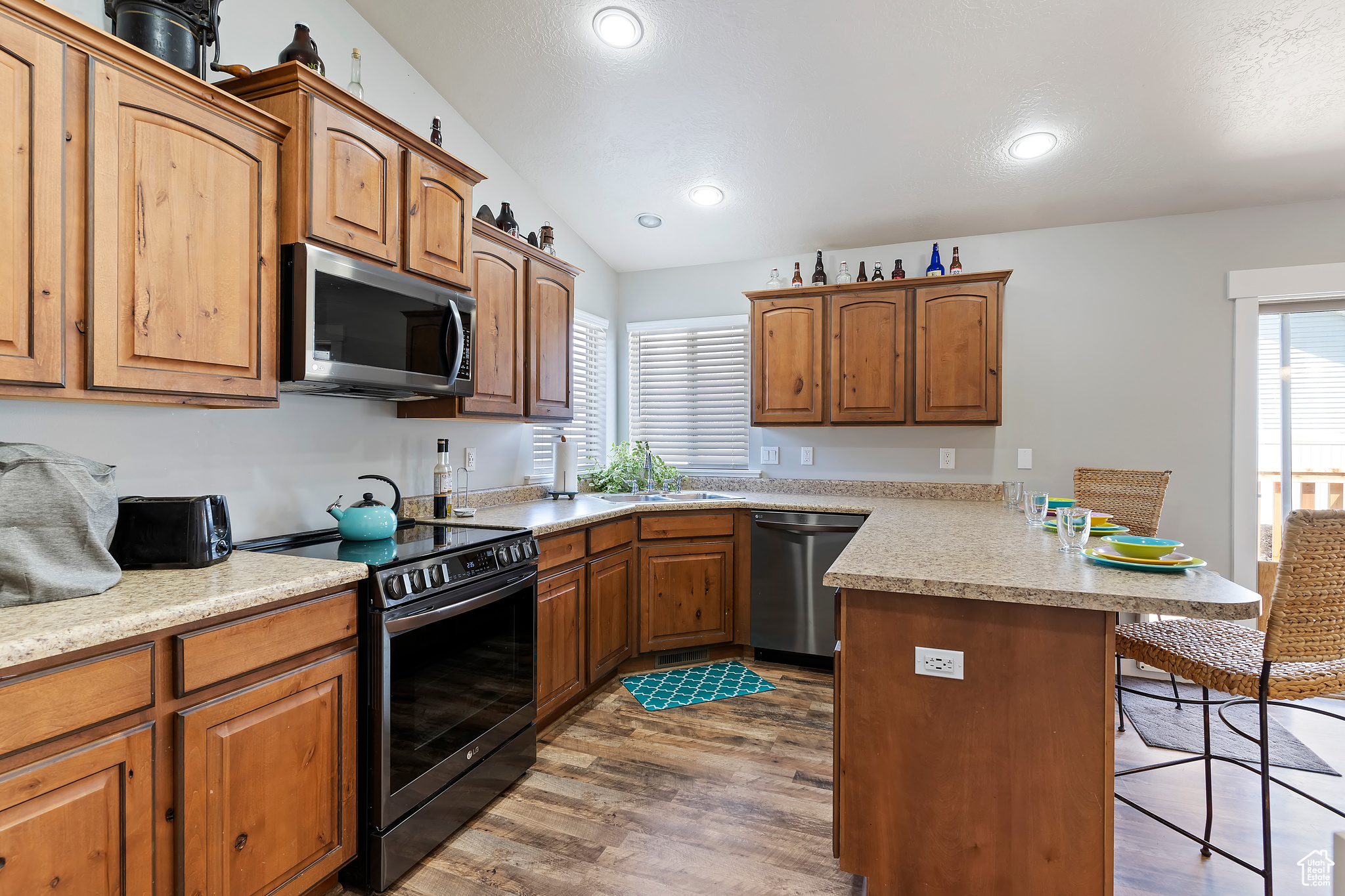 CHERRY RIDGE - Residential