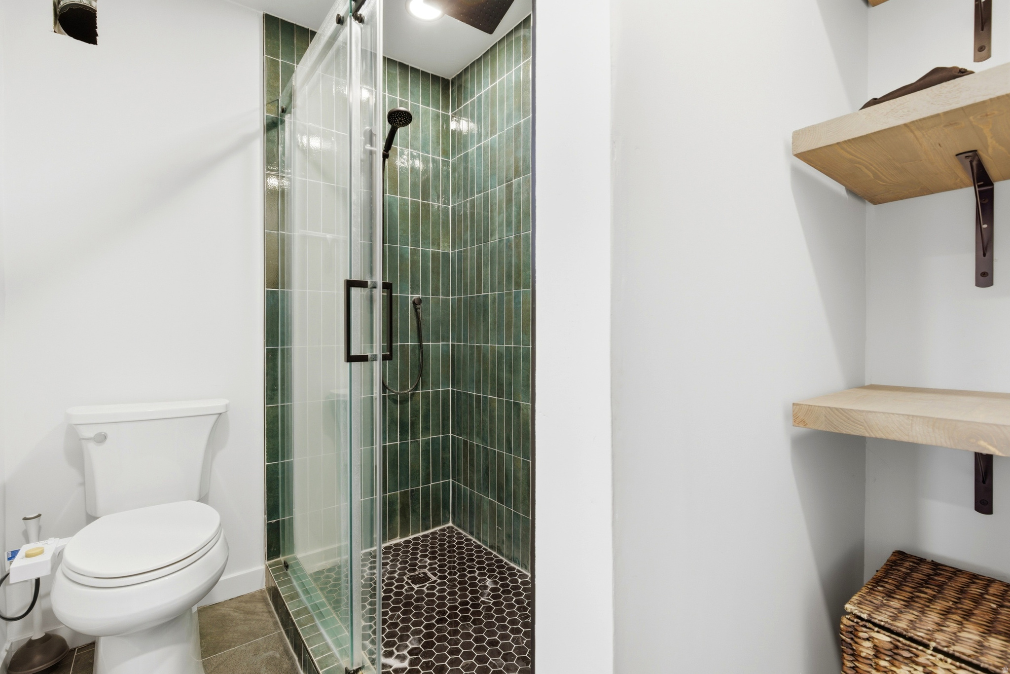 THREE FOUNTAINS EAST, PHASE TWO - Residential