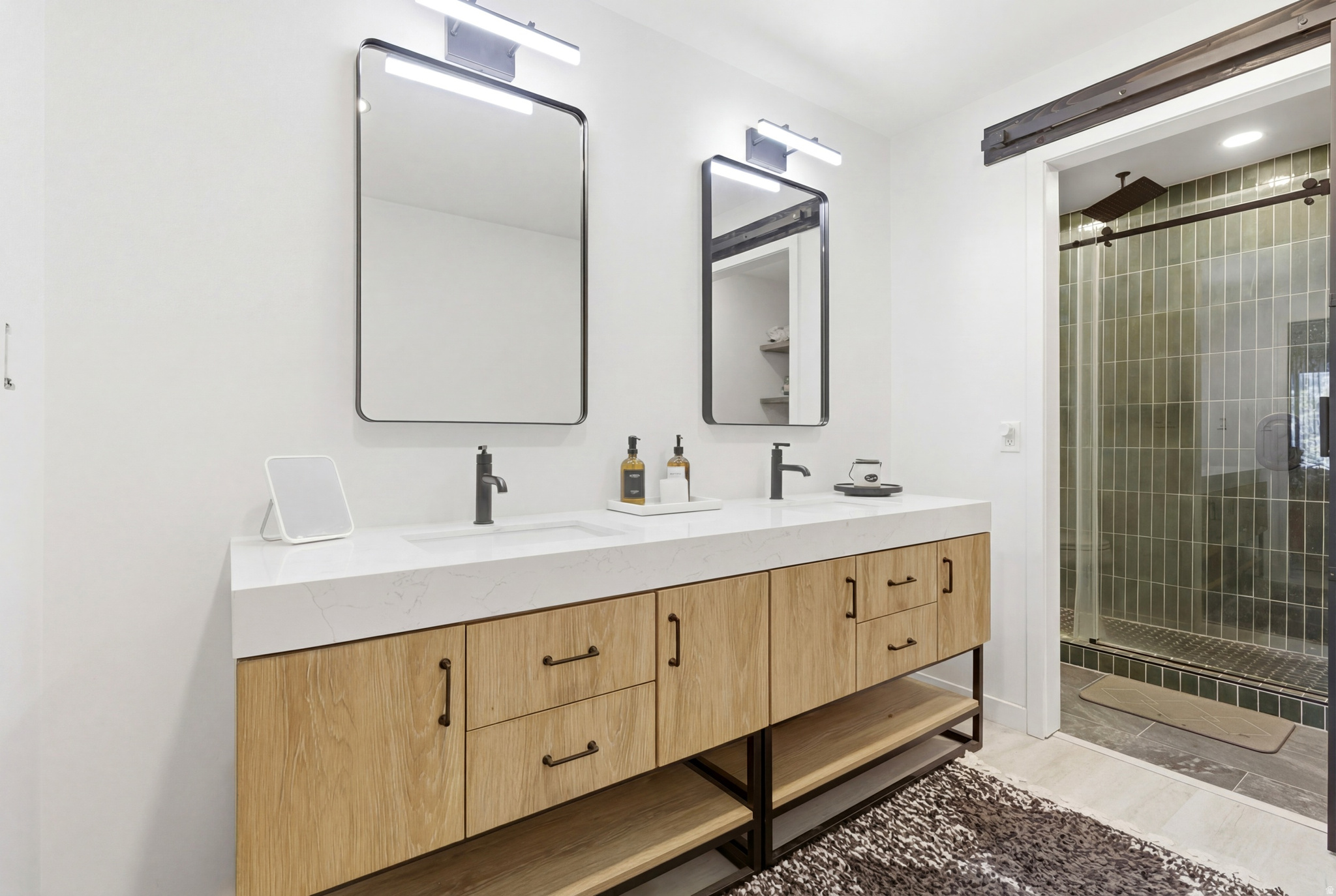 THREE FOUNTAINS EAST, PHASE TWO - Residential