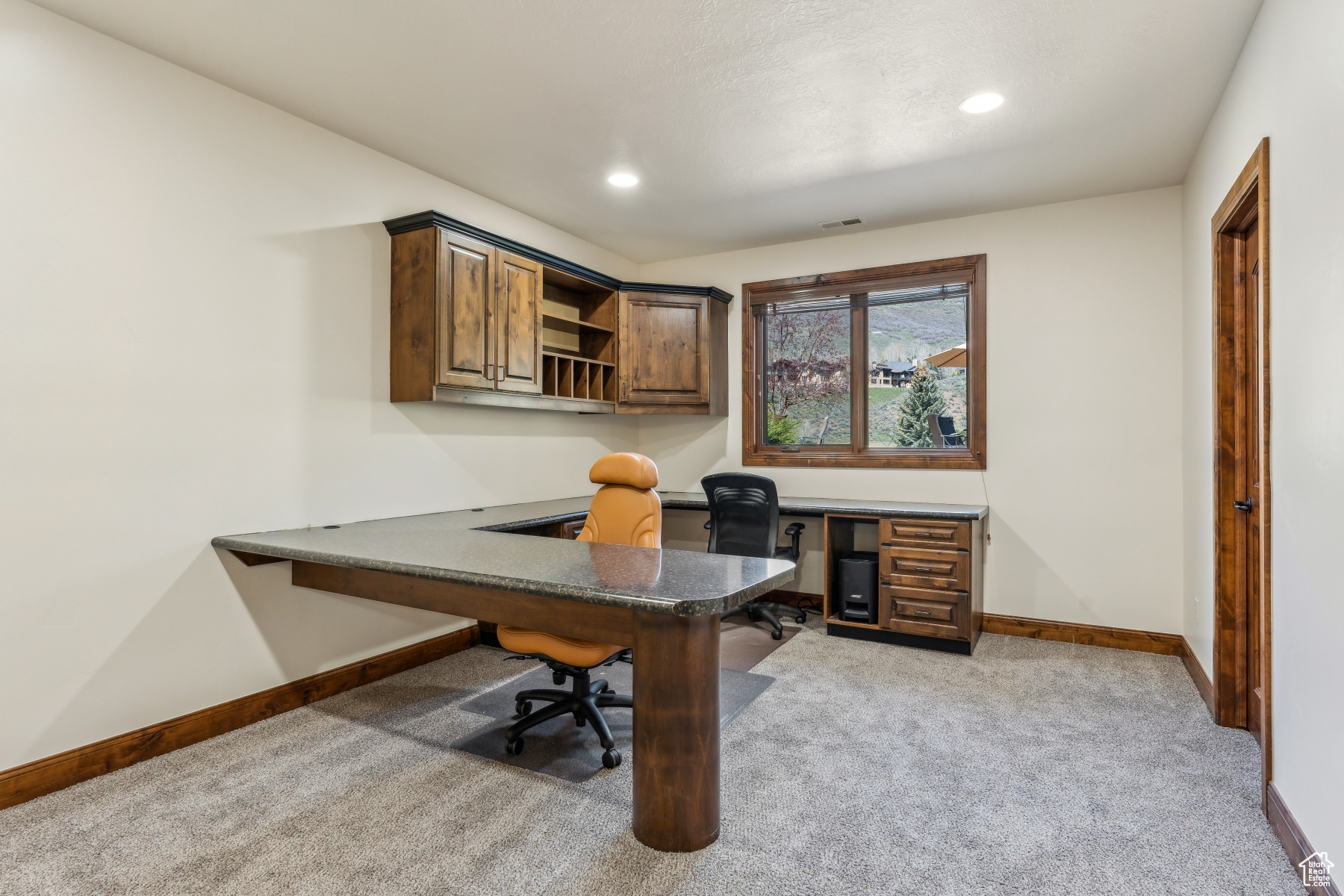 Park City, Utah 84098, United States, 5 Bedrooms Bedrooms, ,4 BathroomsBathrooms,Residential,Pending,123440