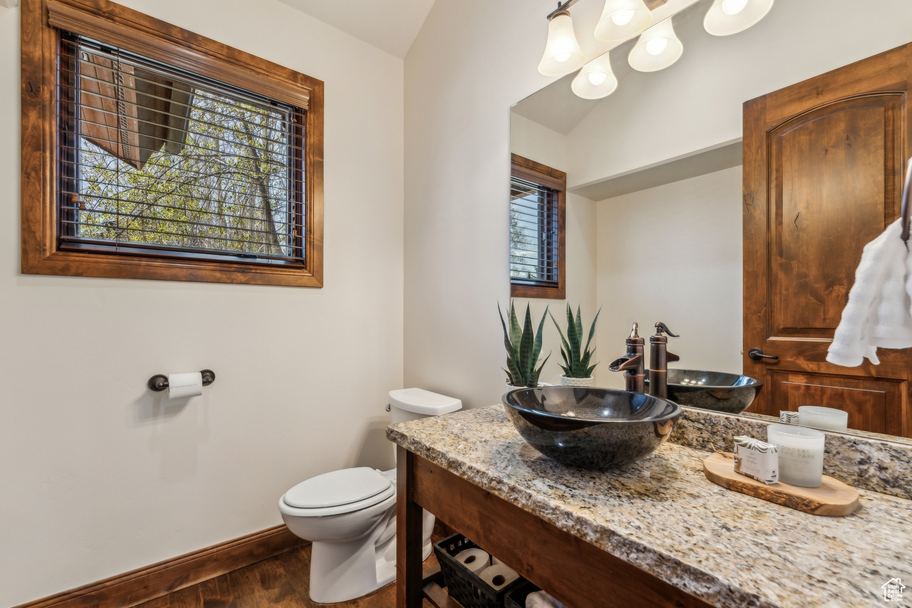 Park City, Utah 84098, United States, 5 Bedrooms Bedrooms, ,4 BathroomsBathrooms,Residential,Pending,123440