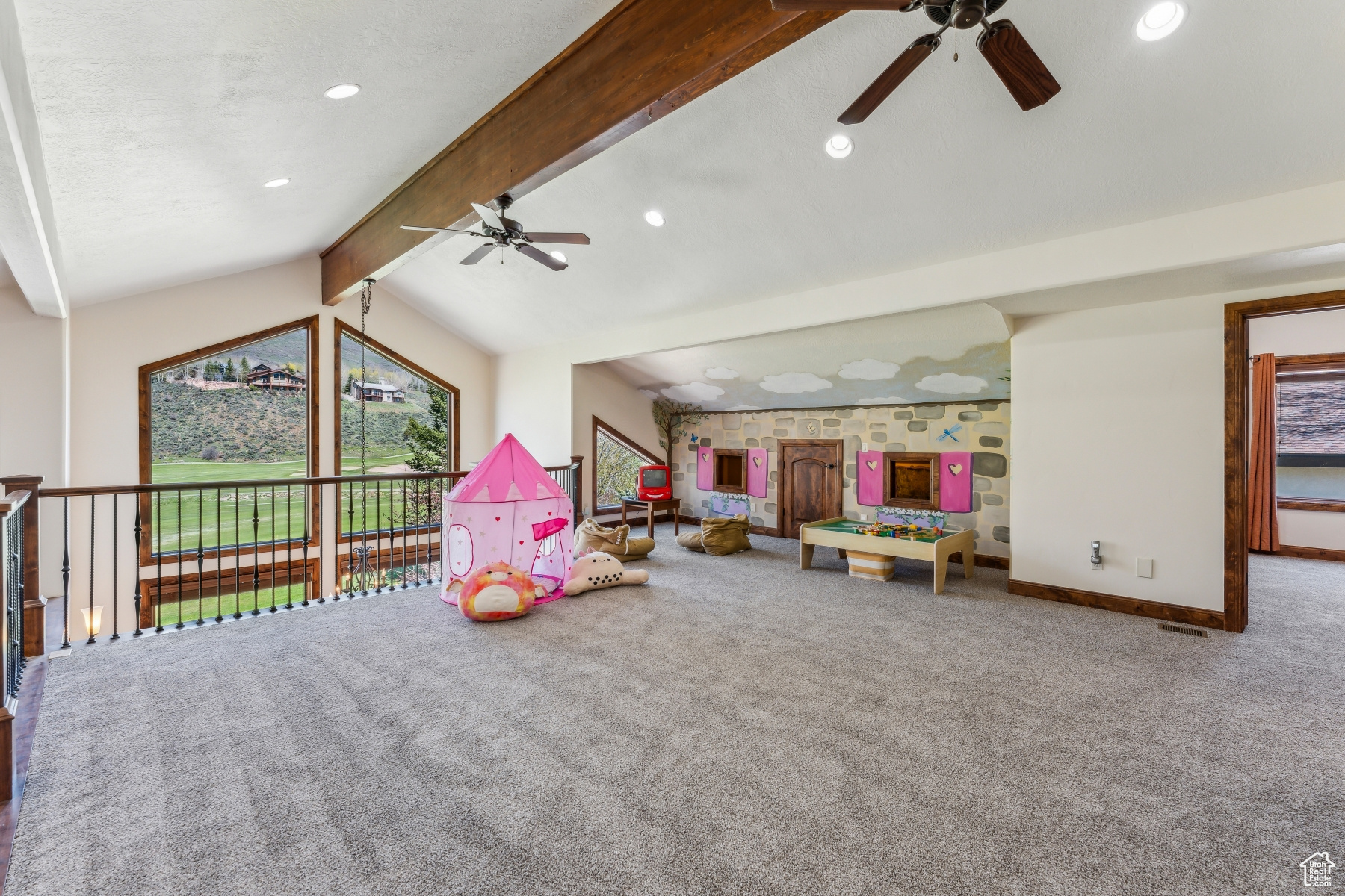 Park City, Utah 84098, United States, 5 Bedrooms Bedrooms, ,4 BathroomsBathrooms,Residential,Pending,123440