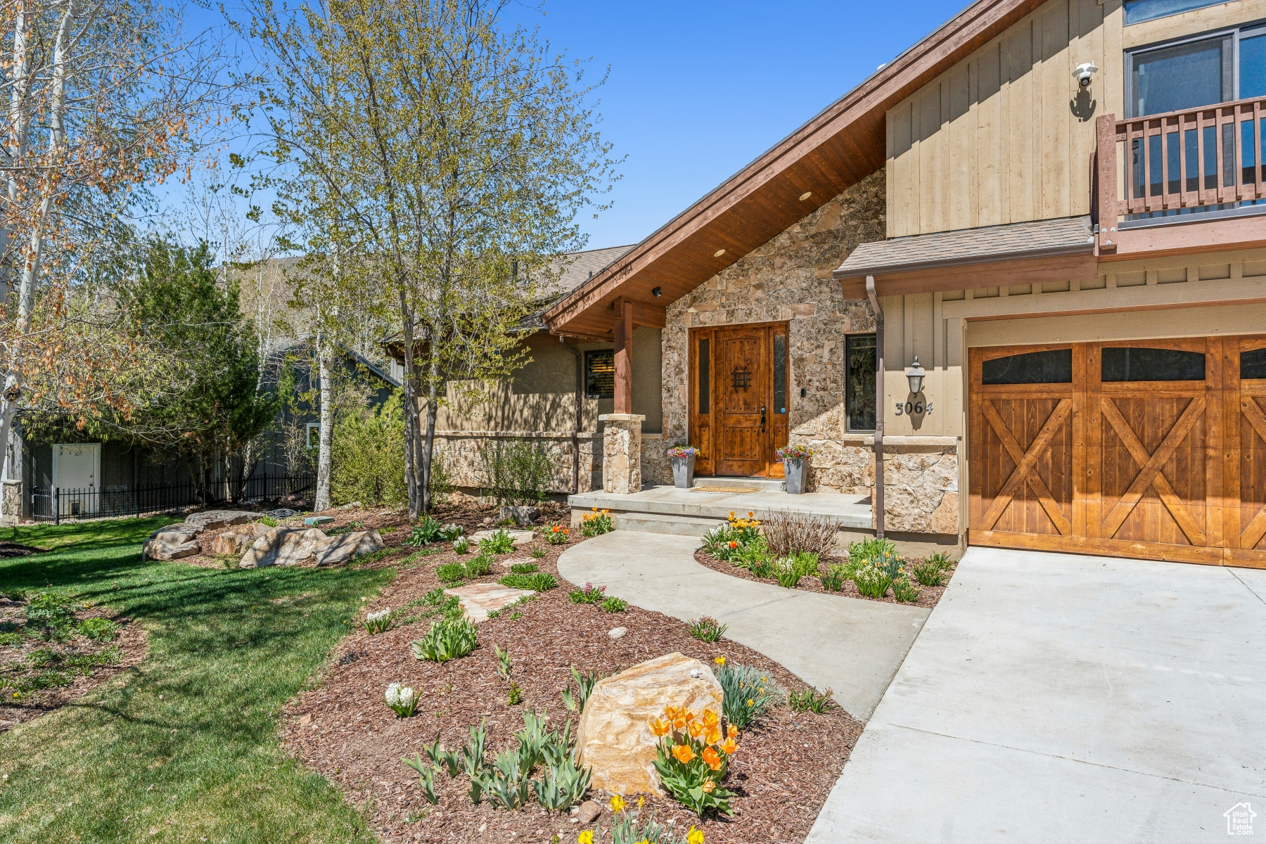 Park City, Utah 84098, United States, 5 Bedrooms Bedrooms, ,4 BathroomsBathrooms,Residential,Pending,123440