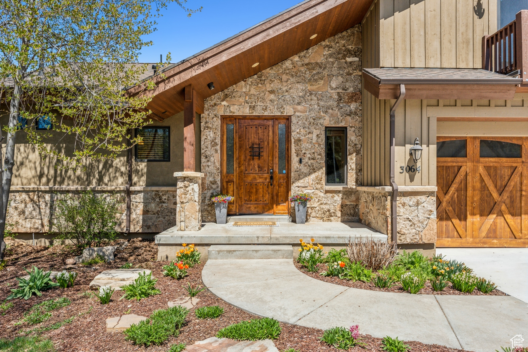 Park City, Utah 84098, United States, 5 Bedrooms Bedrooms, ,4 BathroomsBathrooms,Residential,Pending,123440