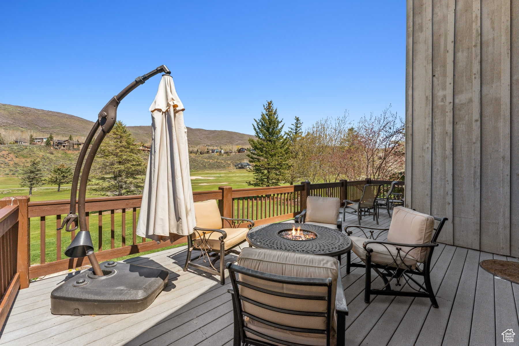 Park City, Utah 84098, United States, 5 Bedrooms Bedrooms, ,4 BathroomsBathrooms,Residential,Pending,123440