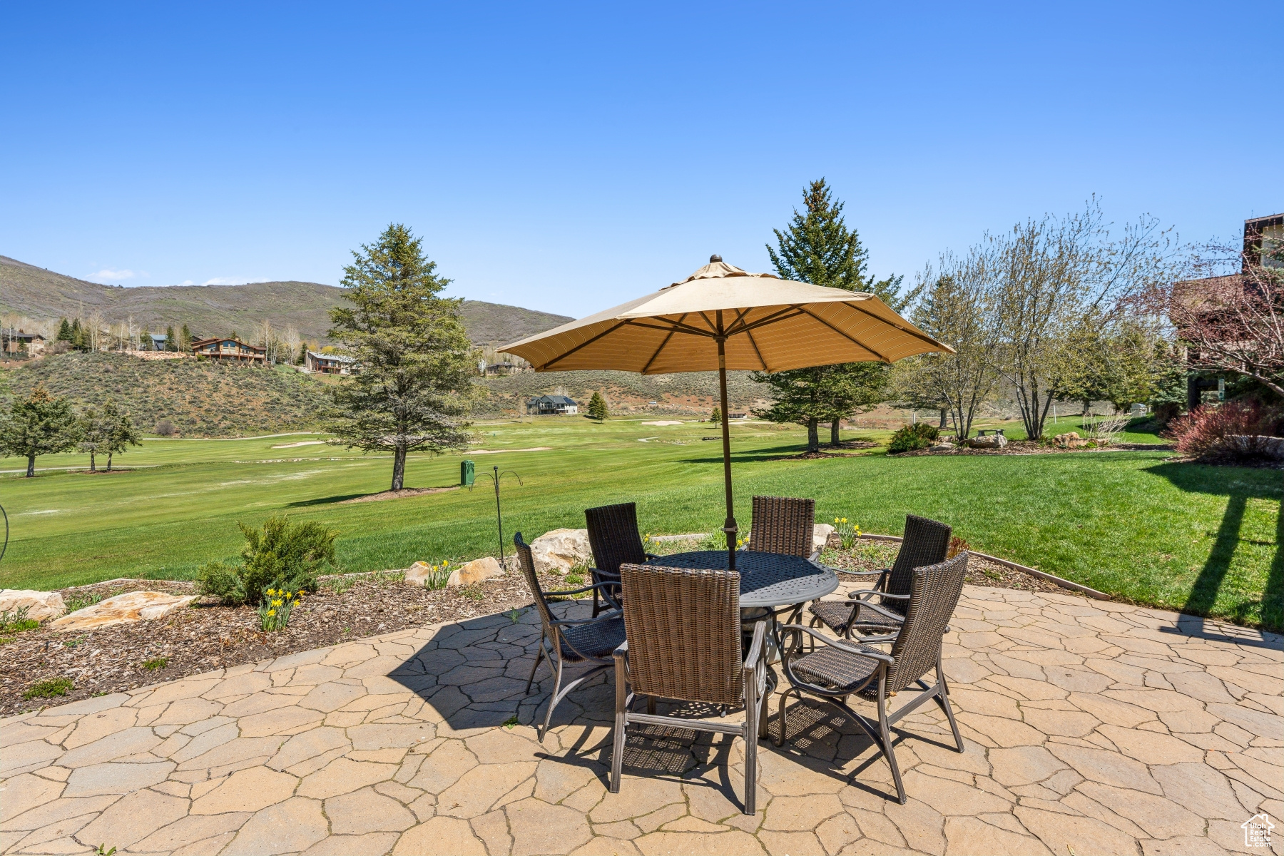 Park City, Utah 84098, United States, 5 Bedrooms Bedrooms, ,4 BathroomsBathrooms,Residential,Pending,123440