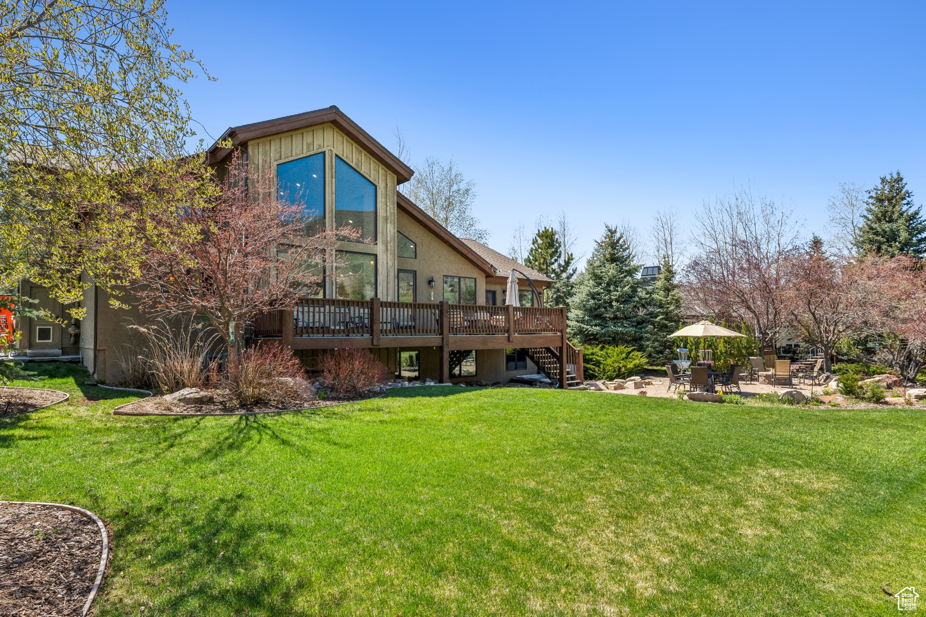 Park City, Utah 84098, United States, 5 Bedrooms Bedrooms, ,4 BathroomsBathrooms,Residential,Pending,123440