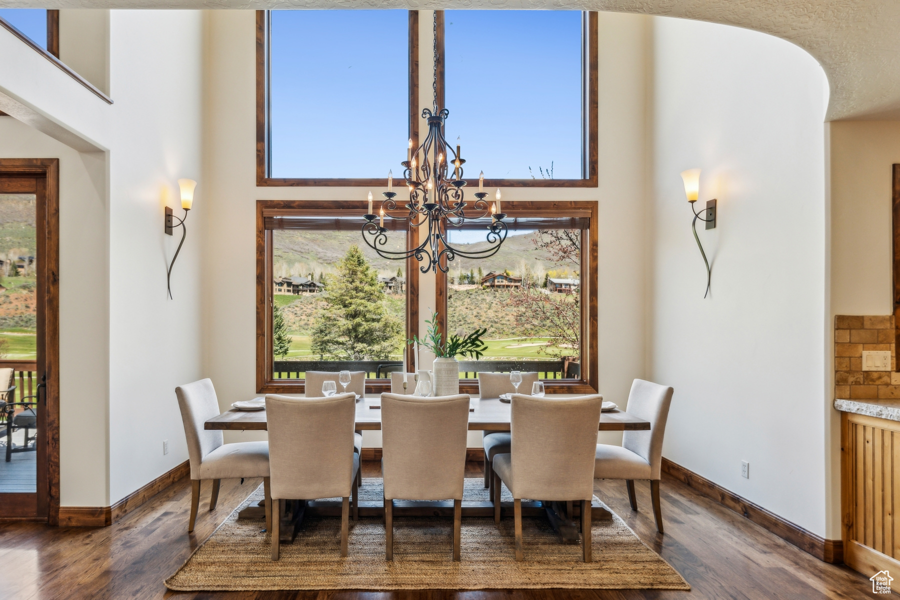 Park City, Utah 84098, United States, 5 Bedrooms Bedrooms, ,4 BathroomsBathrooms,Residential,Pending,123440