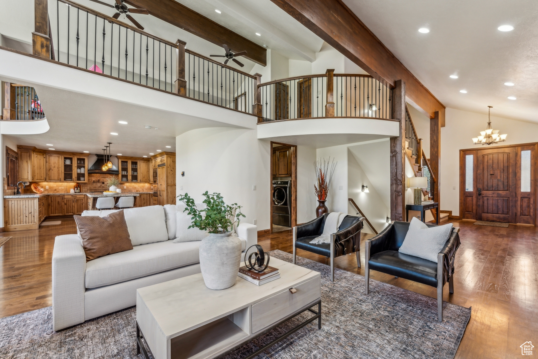 Park City, Utah 84098, United States, 5 Bedrooms Bedrooms, ,4 BathroomsBathrooms,Residential,Pending,123440