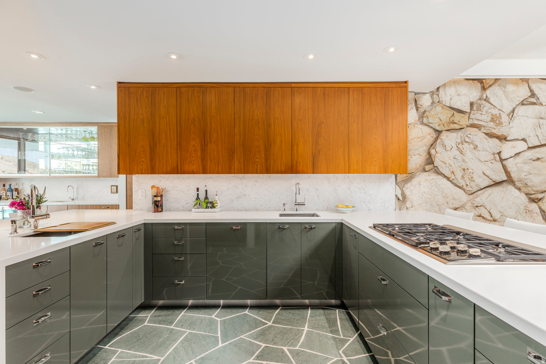 OAK HILLS - Residential