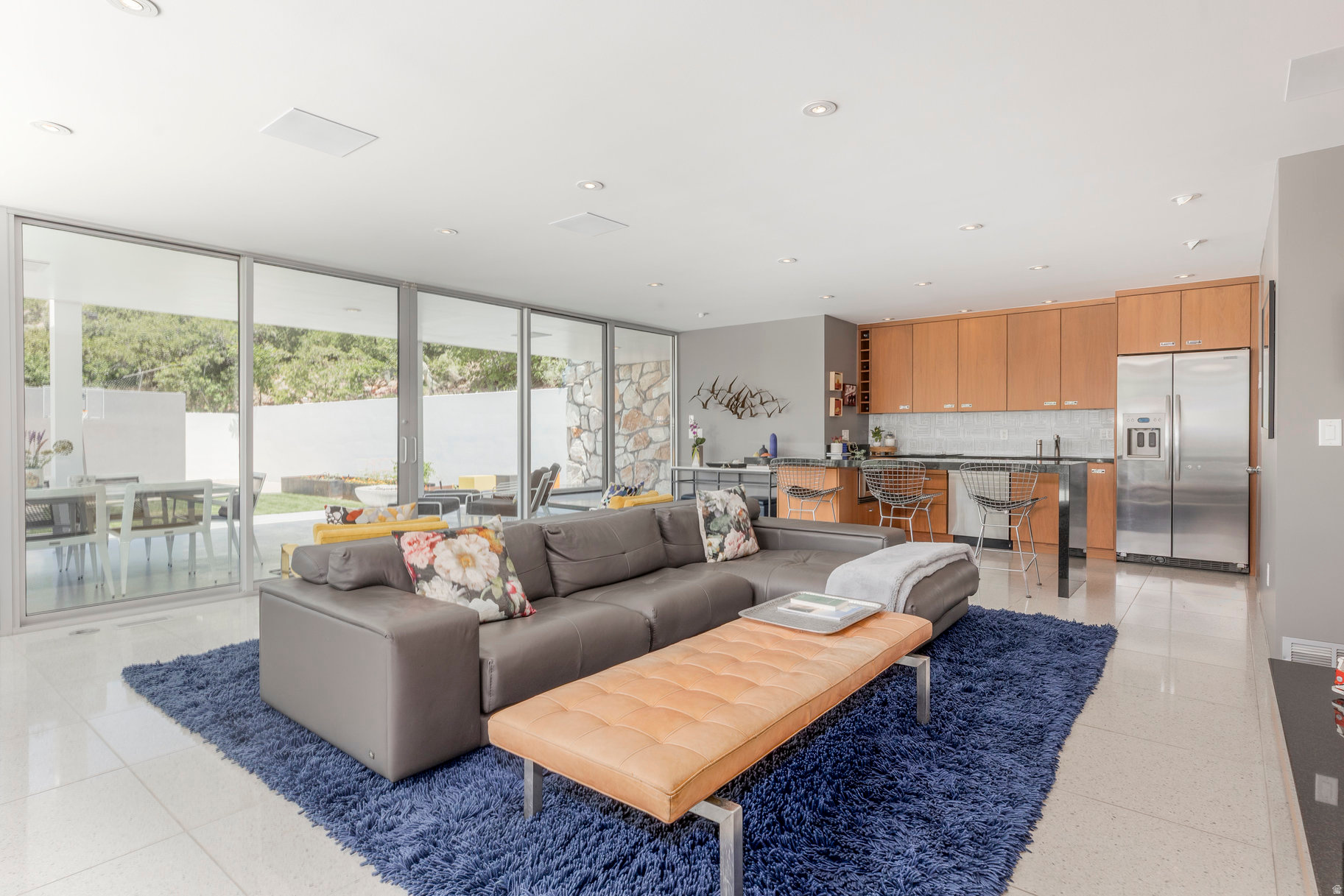 OAK HILLS - Residential