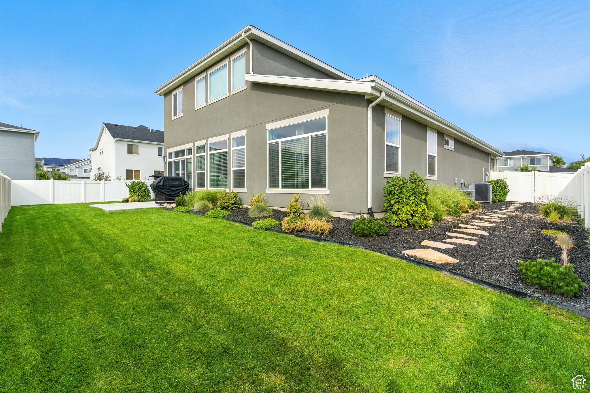 STONECREEK - Residential