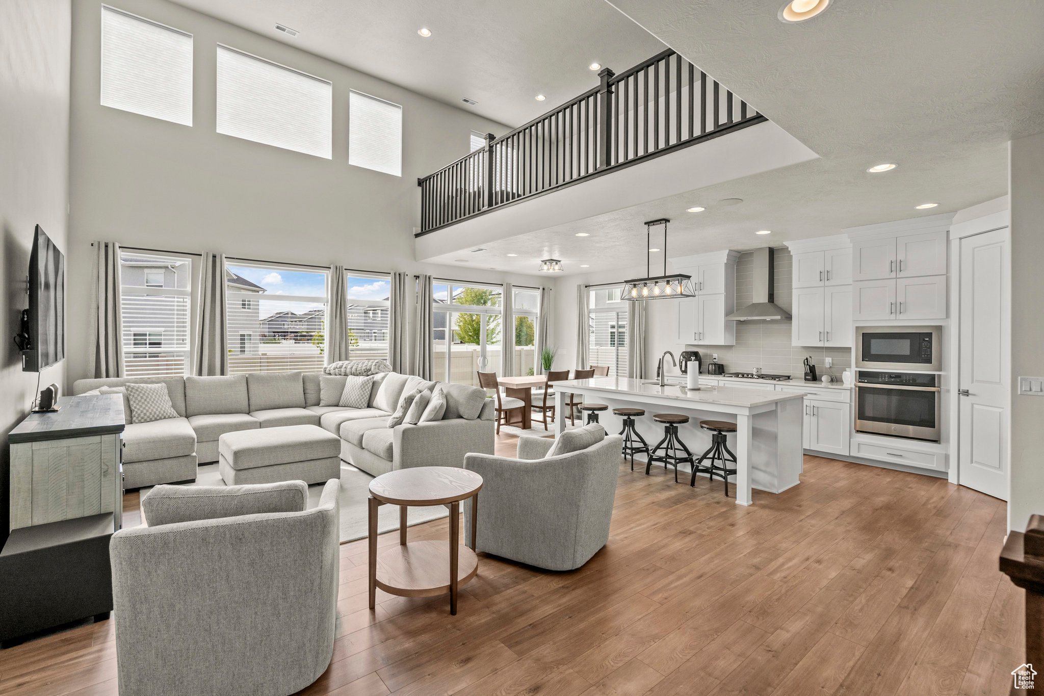 STONECREEK - Residential