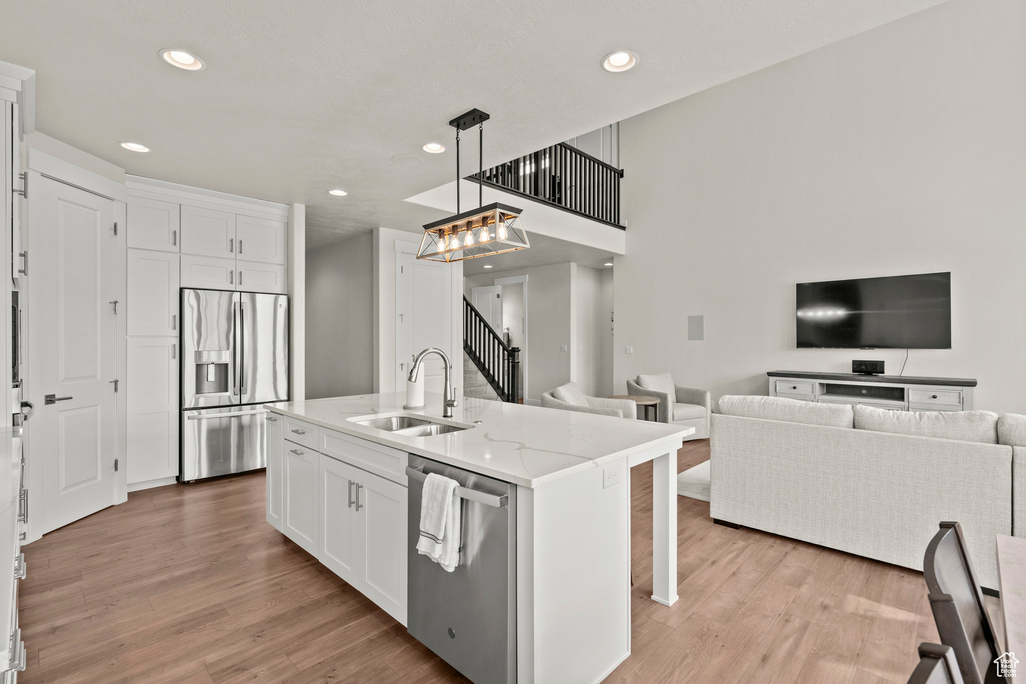 STONECREEK - Residential