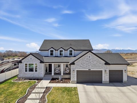 Photo of 1501 N 3500 W, Provo, UT 84601 (MLS # 2145344)