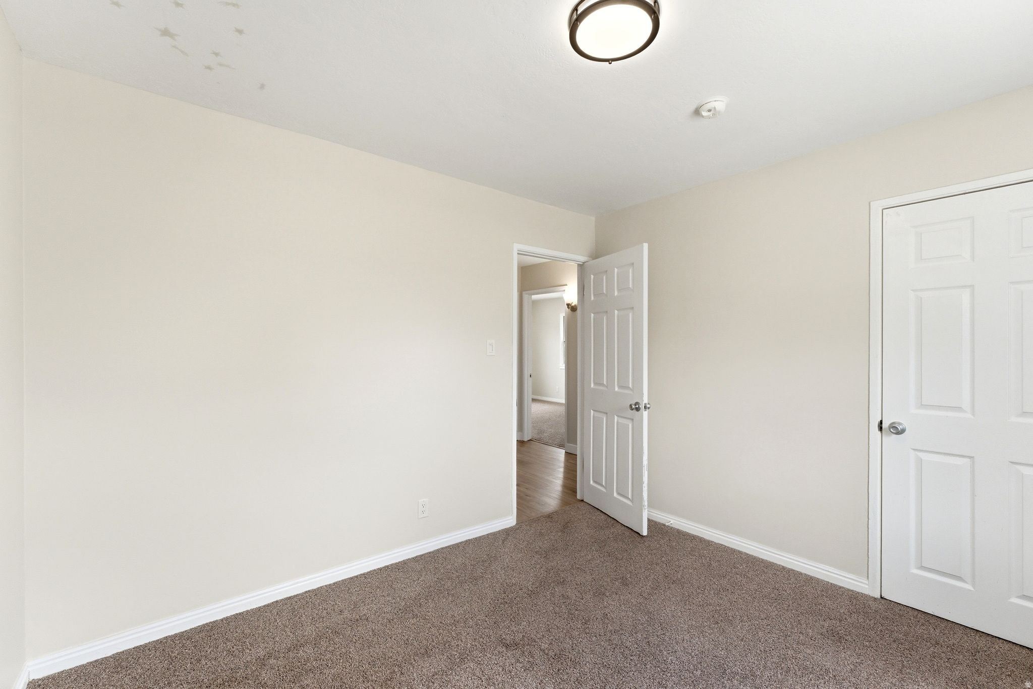 HOFFMAN HEIGHTS - Residential