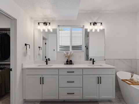 Tiny photo for 831 E GRAND CAYMAN DR, Millcreek, UT 84107 (MLS # 2168781)