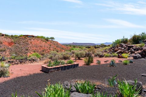 Tiny photo for 2688 N CHACO TRL, Saint George, UT 84770 (MLS # 2157122)