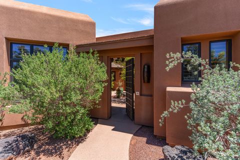 Tiny photo for 2688 N CHACO TRL, Saint George, UT 84770 (MLS # 2157122)