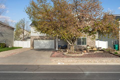 Tiny photo for 1969 S 575 E, Clearfield, UT 84015 (MLS # 2146521)