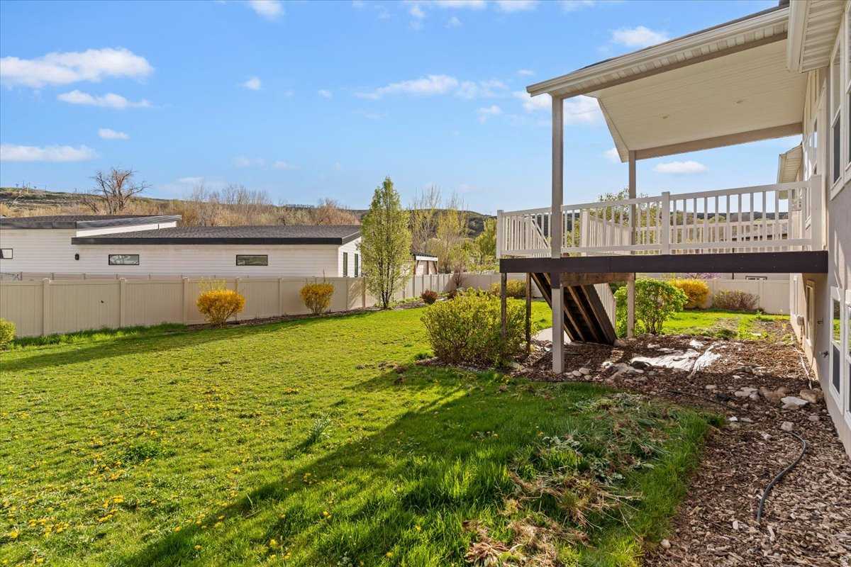 HIDDEN VALLEY MEADOWS - Residential