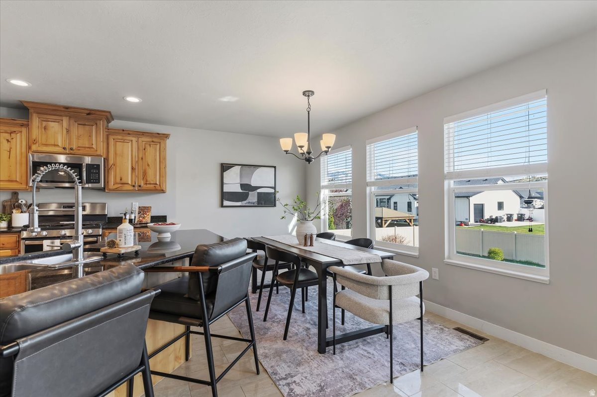 HIDDEN VALLEY MEADOWS - Residential